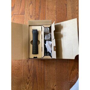 Norelco Multigroomer 9000 - gently used - MISSING CHARGER